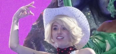 Miley Cyrus wściekła na fanów: "To zwykłe lamusy!"